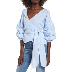 Socialite Bubble Sleeve Wrap Top (Size:L)